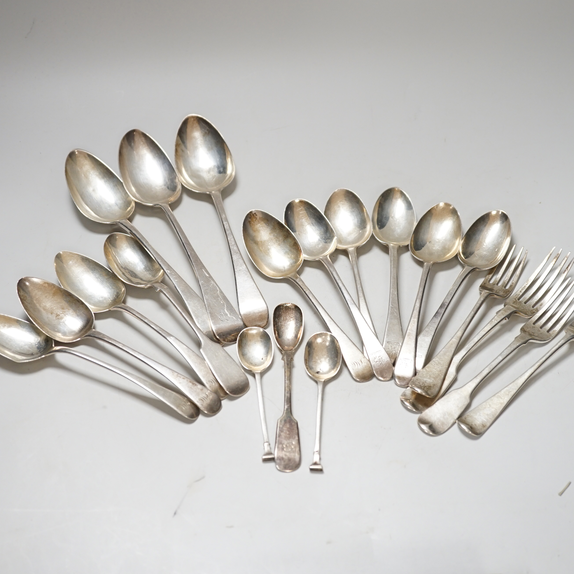 A group of assorted George III and later silver flatware, mainly Old English pattern, 715 grams